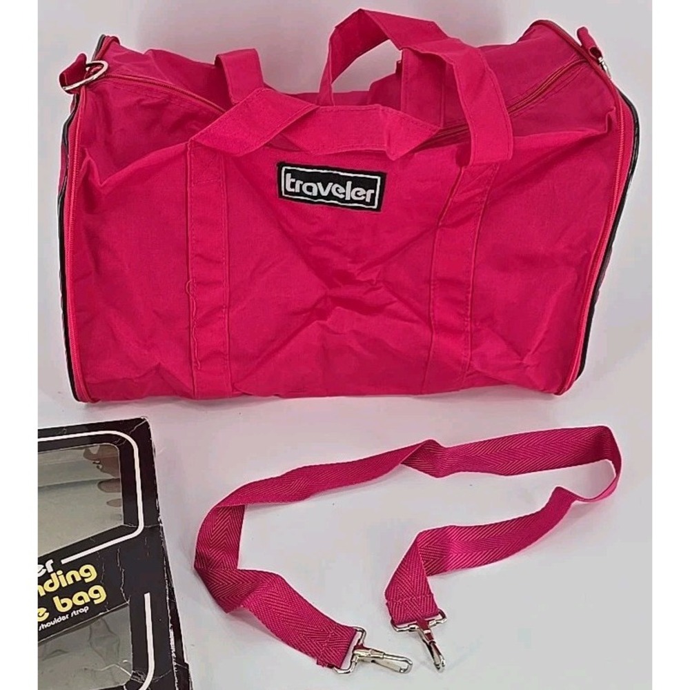 Vtg Berkshire Traveler Expanding‎ Bag - 9x9-1/2x17 Pink Nylon Duffle Bag 1981